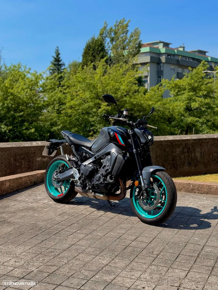 Yamaha MT-09 - 1