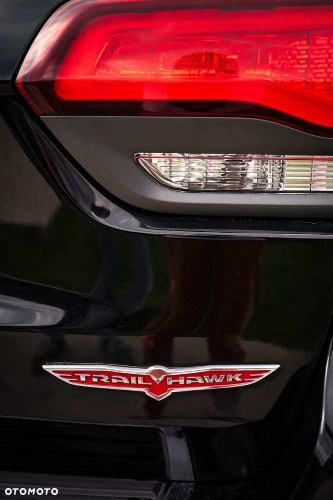 Jeep Grand Cherokee - 19