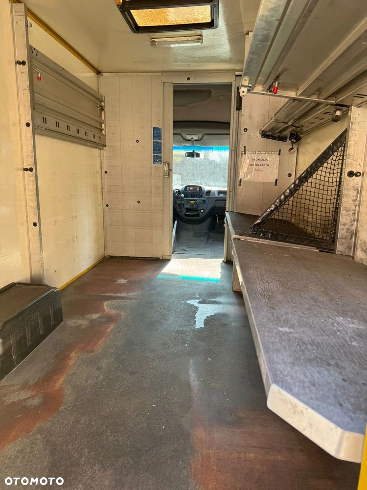 Mercedes-Benz Sprinter - 6