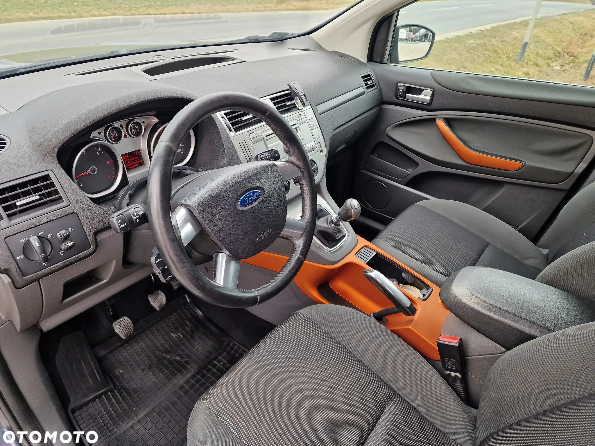 Ford Kuga 2.0 TDCi Trend - 16