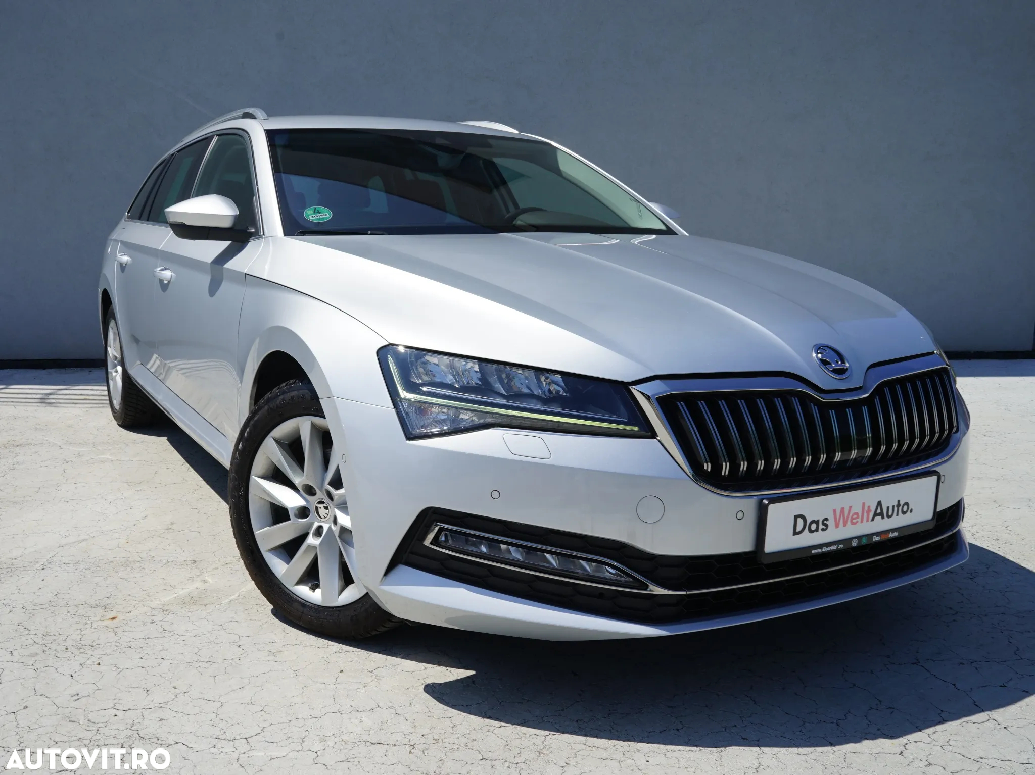 Skoda Superb Combi 2.0 TDI 4X4 DSG Style - 8