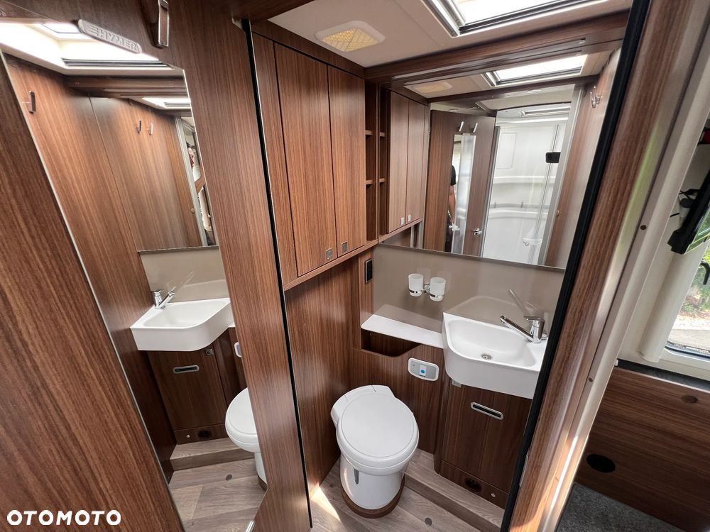 Hymer-Eriba B690 - 24