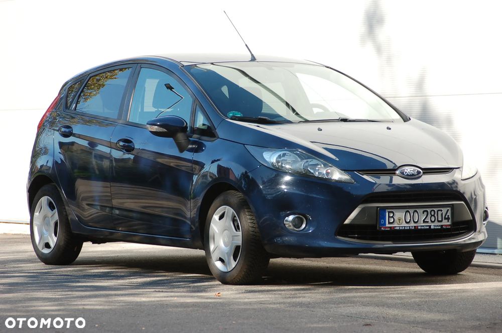 Ford Fiesta 1.4 Ghia - 31
