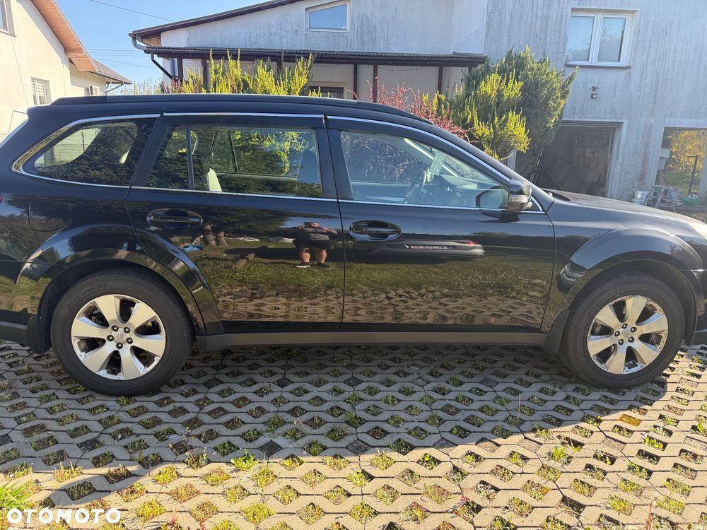 Subaru Outback 2.5i Comfort Navi AT - 3