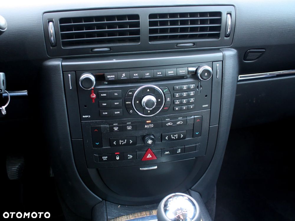 Citroën C6 HDi 170 Biturbo FAP Exclusive - 11