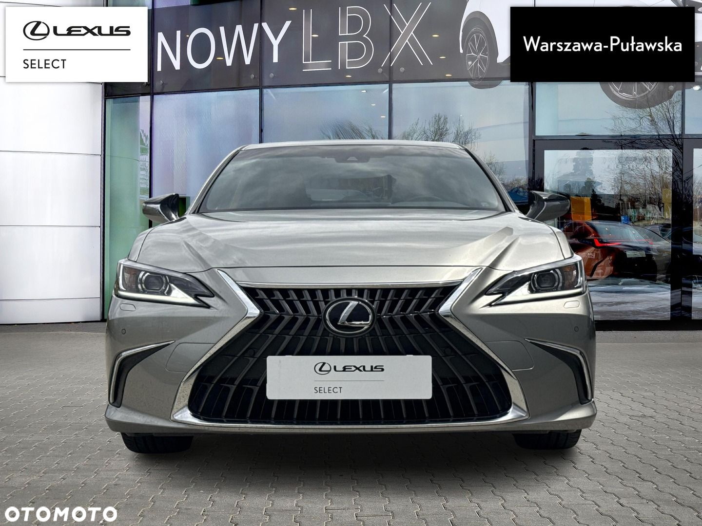 Lexus ES - 3