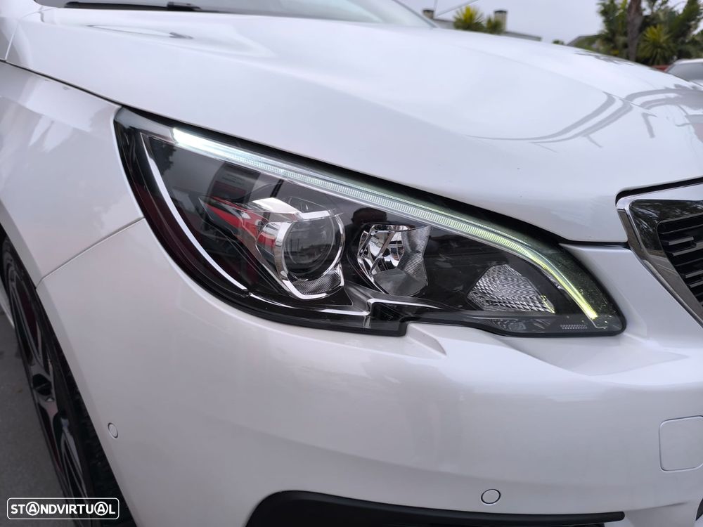 Peugeot 308 PureTech 130 GPF Stop & Start Allure - 16