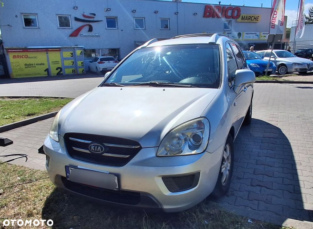 Kia Carens - 3