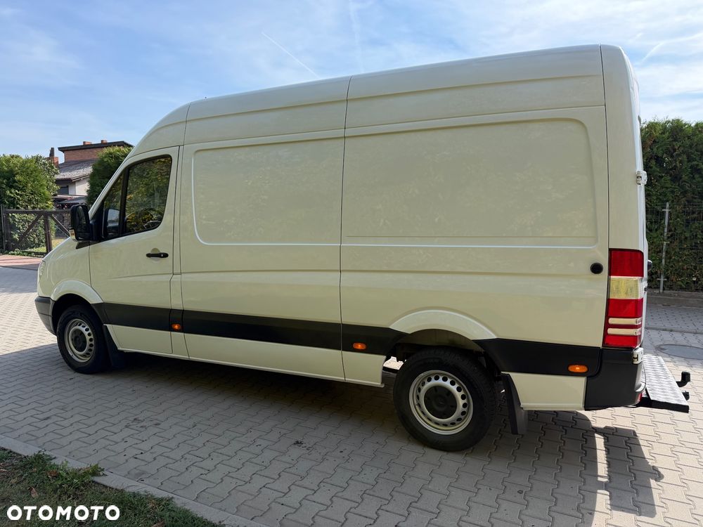 Mercedes-Benz SPRINTER - 22