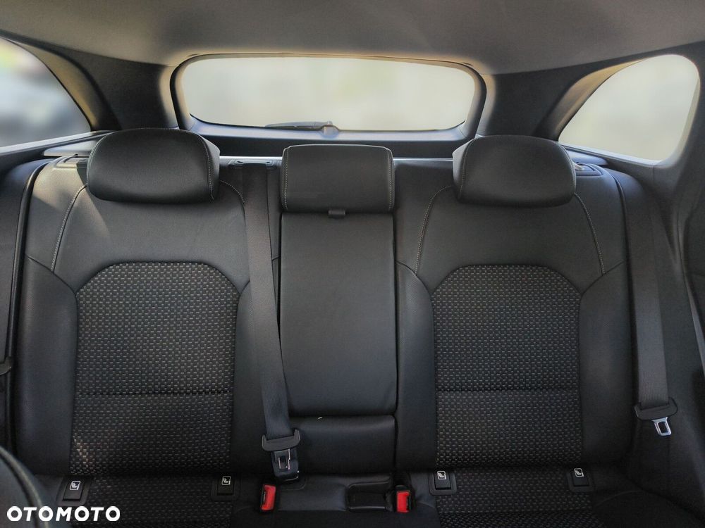 Kia Ceed - 26