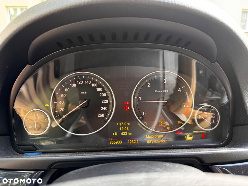 BMW Seria 5 520d - 12