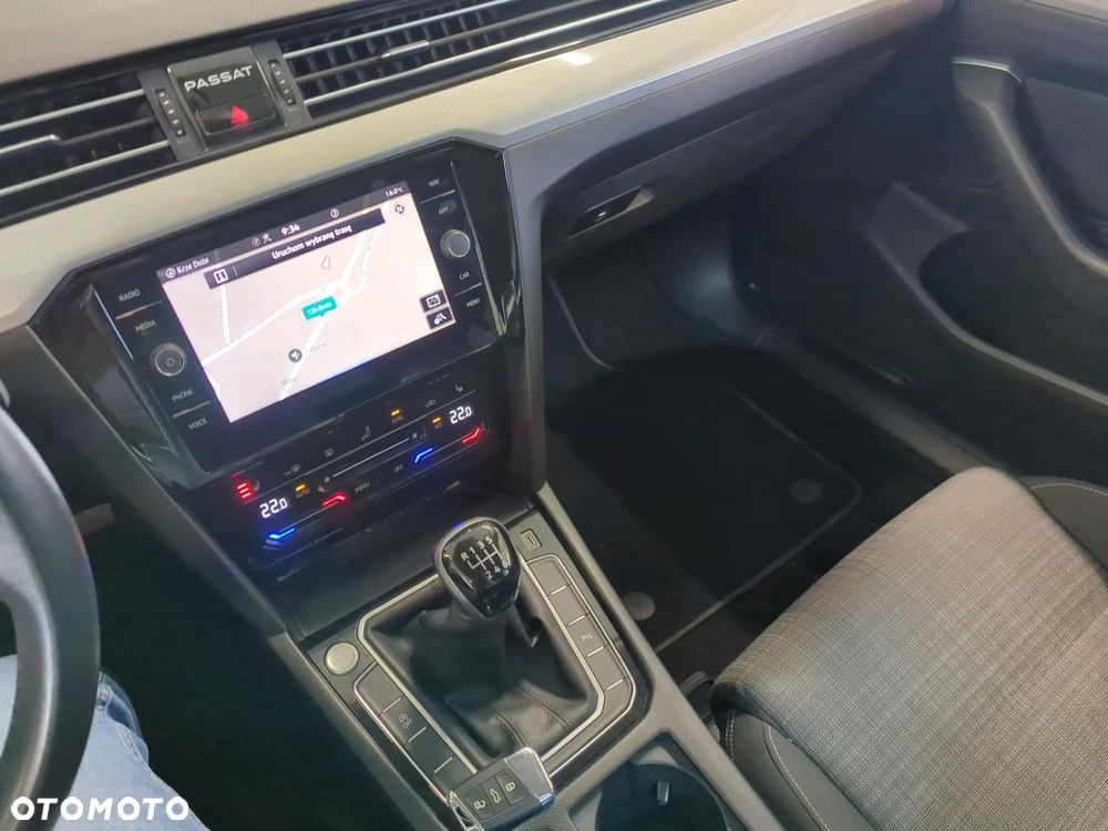 Volkswagen Passat 2.0 TDI EVO Business - 11