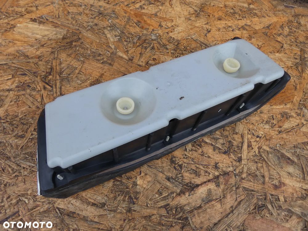 BMW E24 LAMPA LEWY TYŁ KOMPLETNA - 9