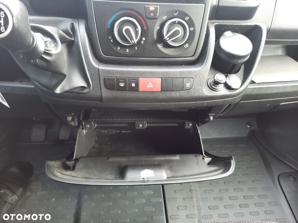 Opel movano L4H2 2.2 165KM MT - 15