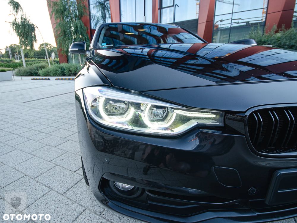 BMW Seria 3 320d Sport Line Shadow sport - 13