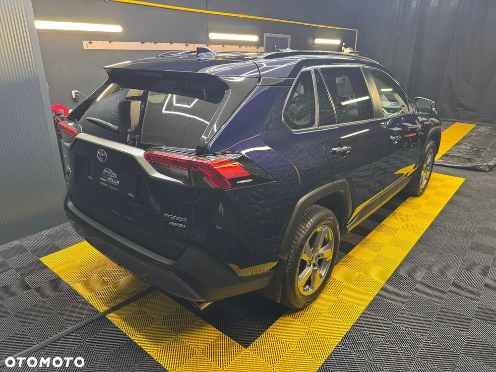 Toyota RAV4 - 2