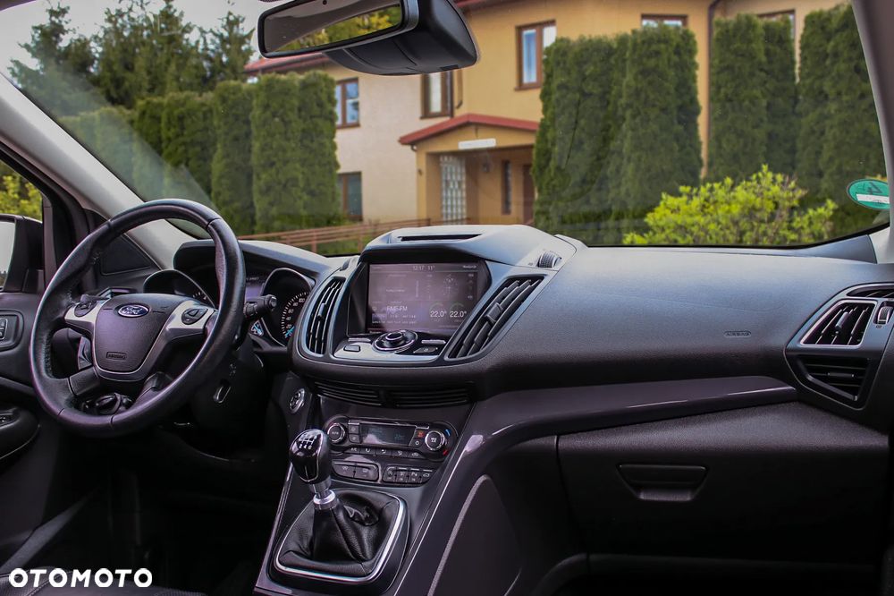 Ford Kuga 1.5 EcoBoost 2x4 Titanium - 31