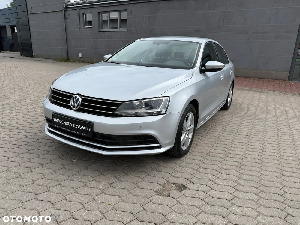 Volkswagen Jetta 2.0 TDI DPF Comfortline - 3