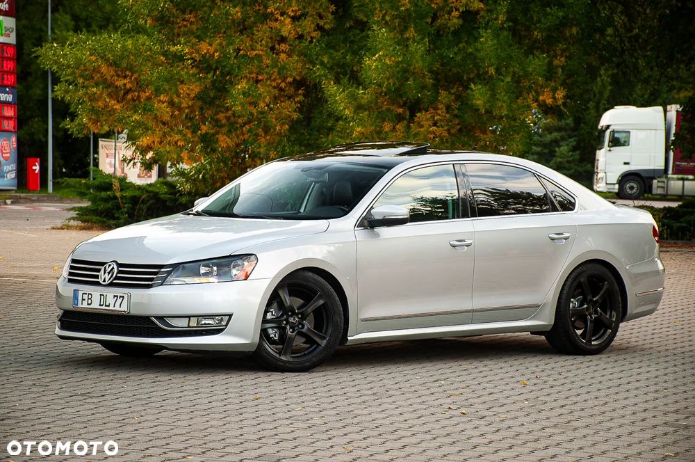 Volkswagen Passat 2.0 TDI DSG Individual - 23