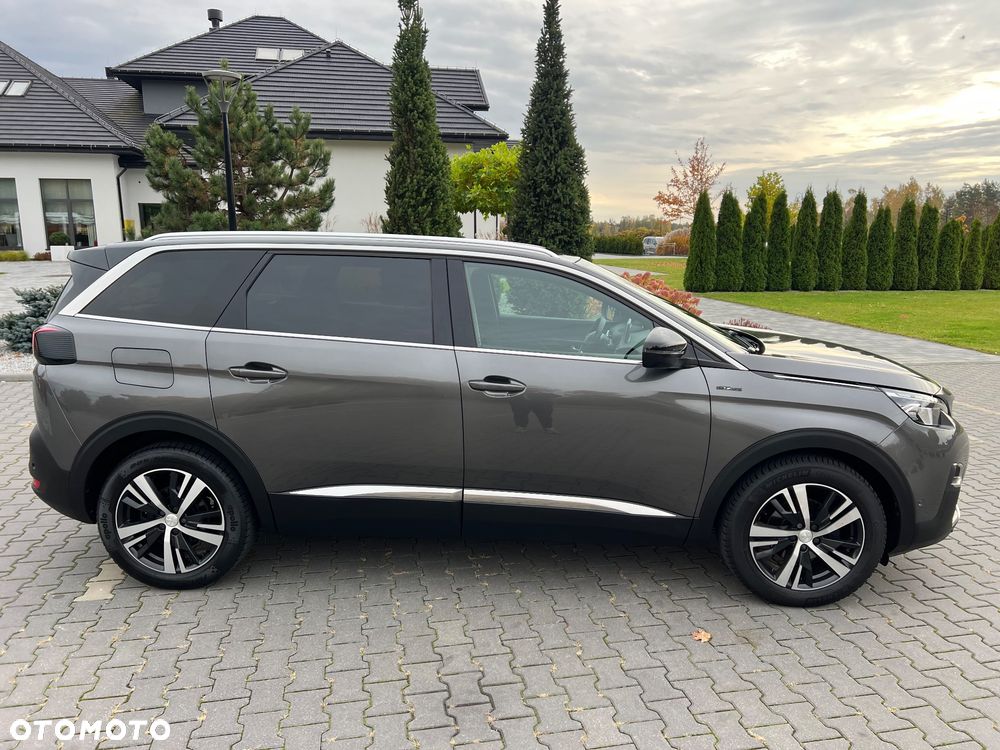 Peugeot 5008 - 9