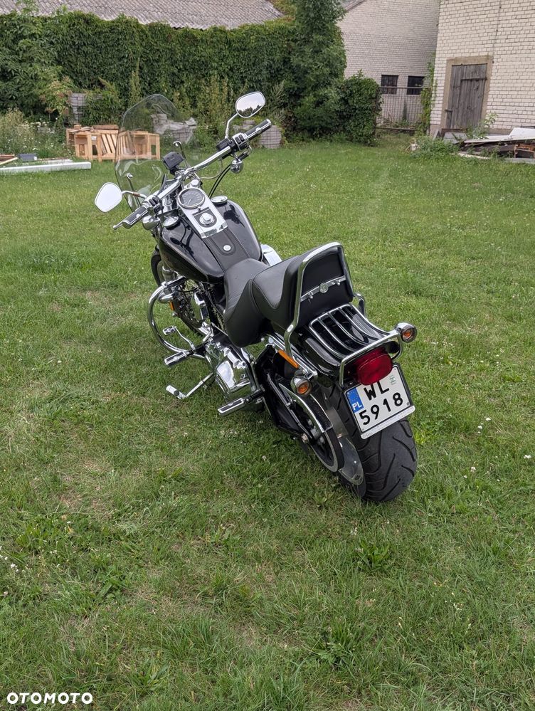 Harley-Davidson Softail Custom - 5