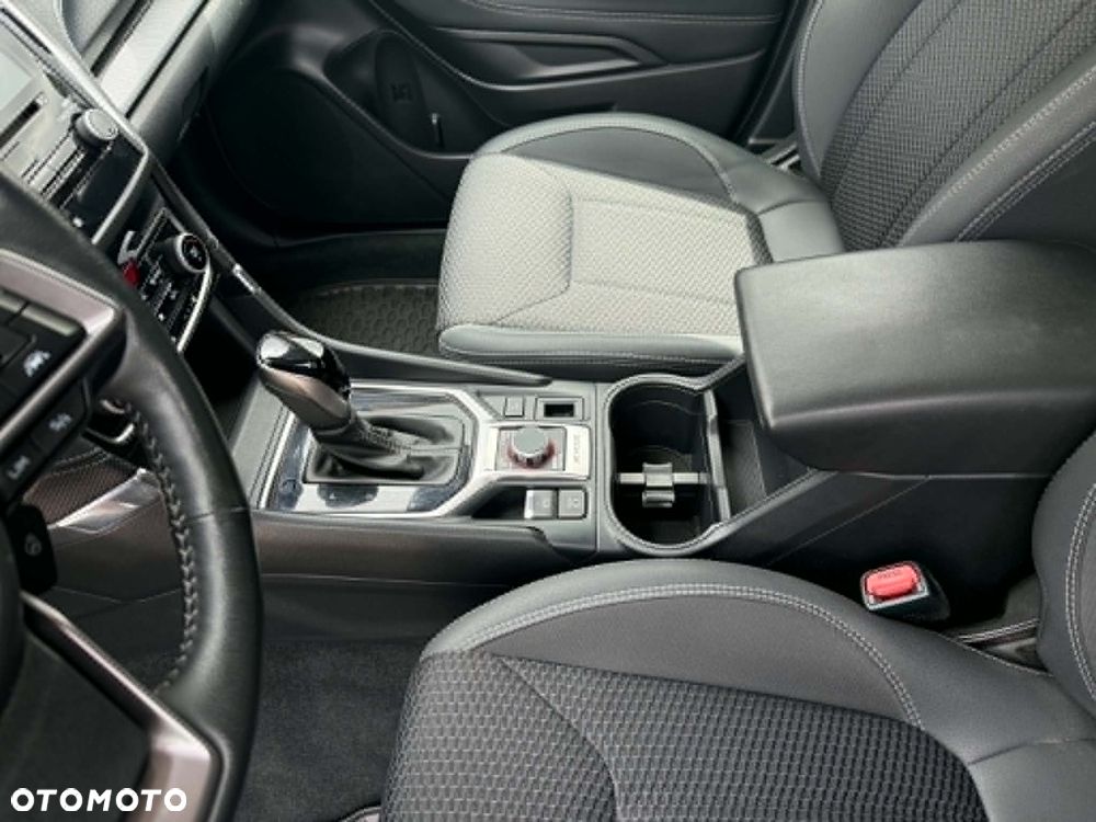 Subaru Forester 2.0i-L Exclusive Navi (EyeSight) Lineartronic - 12
