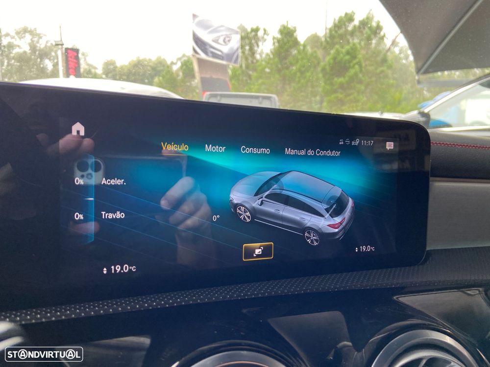 Mercedes-Benz CLA 180 d Shooting Brake 8G-DCT AMG Line - 29