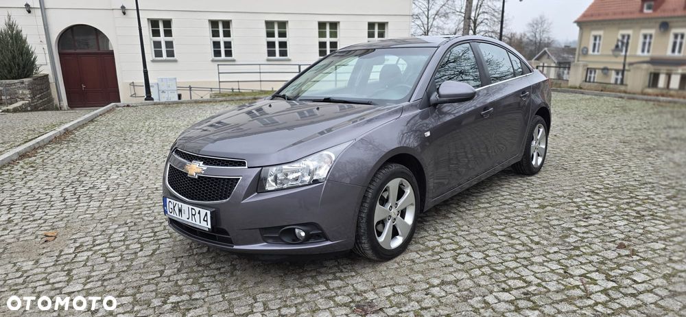 Chevrolet Cruze 1.8 LT+ - 24