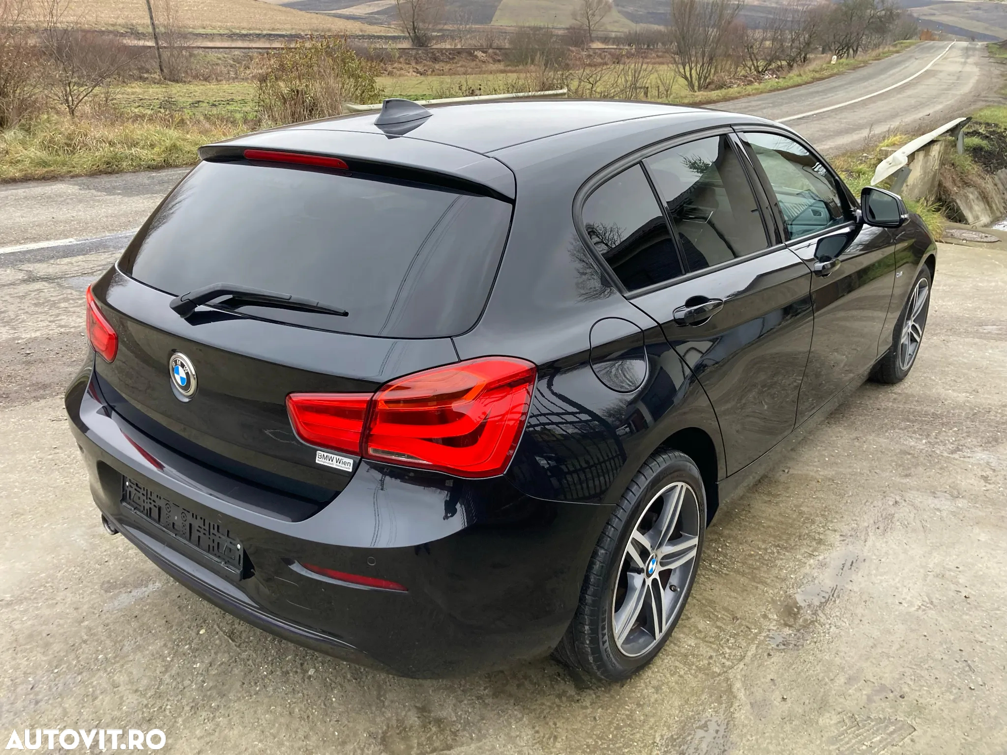 BMW Seria 1 116i Sport Line Shadow - 11