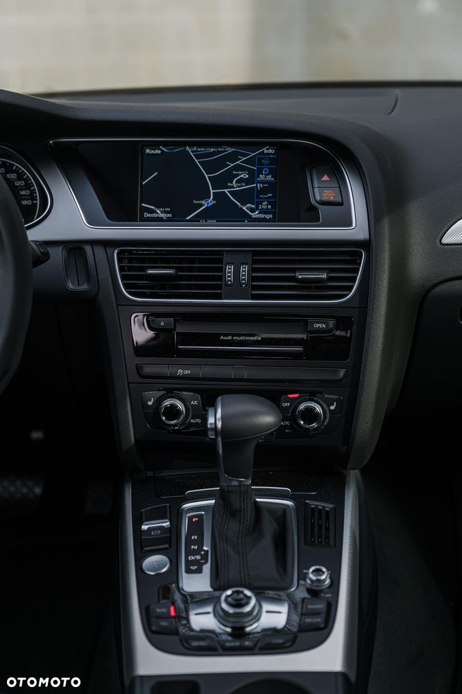 Audi A4 Limousine 2.0 TFSI ultra S tronic design - 27