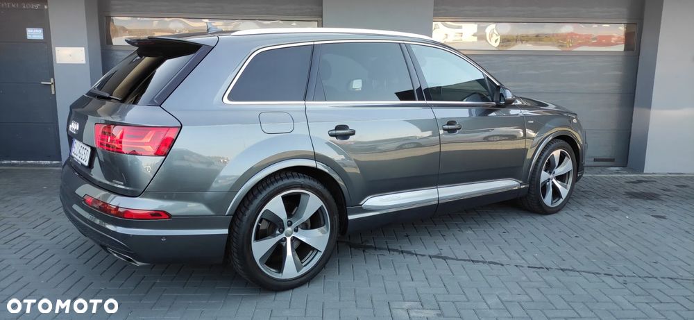 Audi Q7 - 8