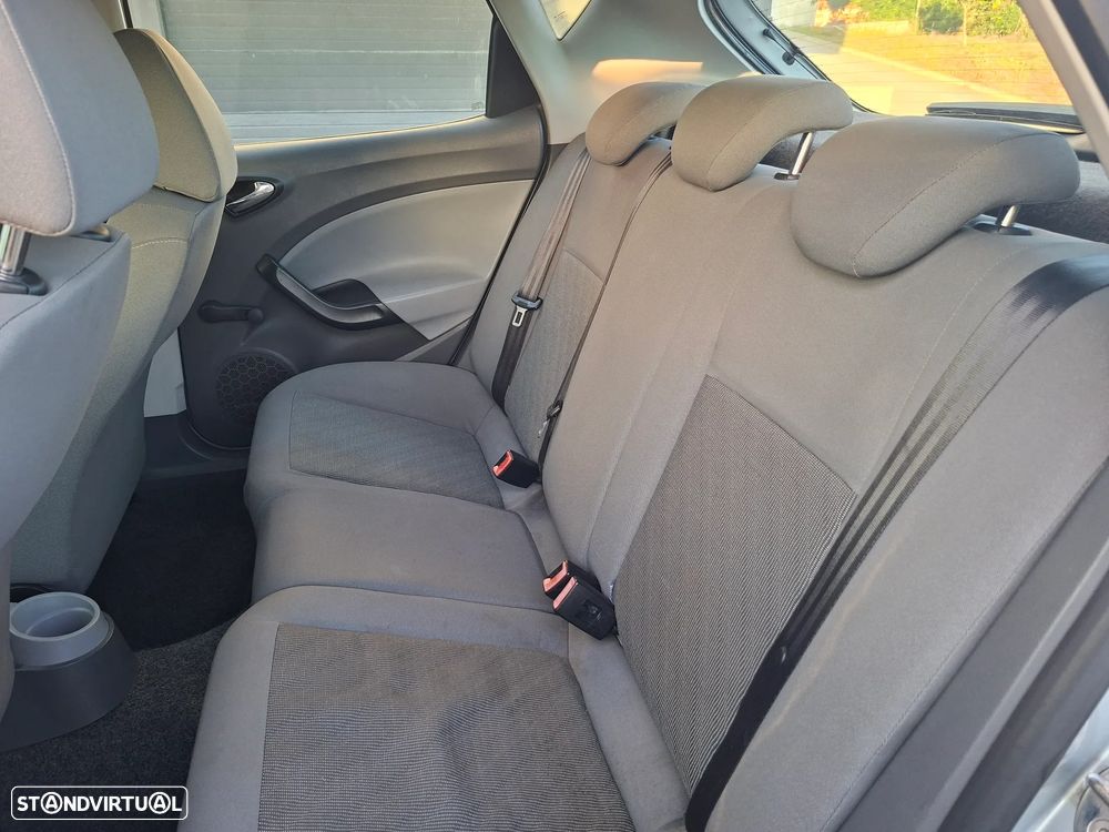 SEAT Ibiza 1.4 TDi Style DPF - 8