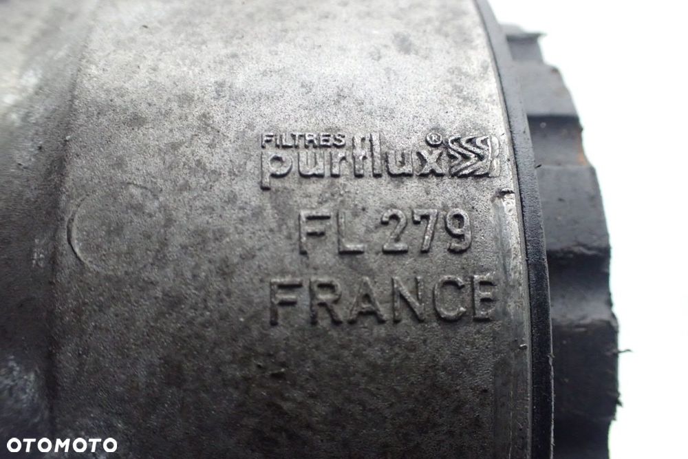 OBUDOWA FILTRA OLEJU VOLKSWAGEN TOUAREG 5.0TDI V10 - 5