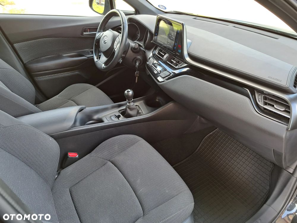 Toyota C-HR - 17