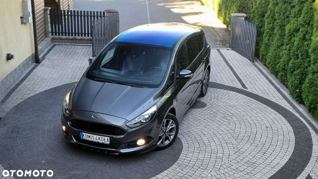 Ford S-Max - 34