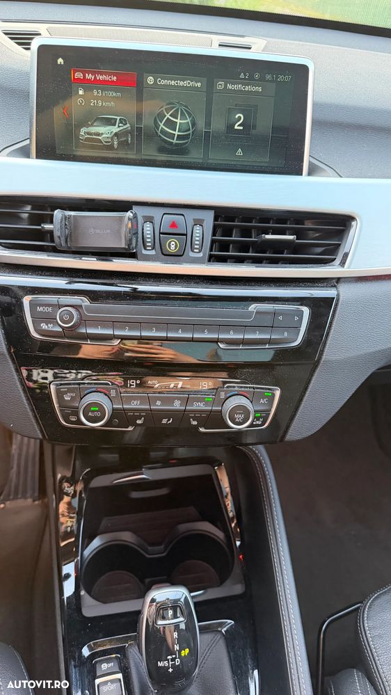BMW X1 sDrive20d AT - 8