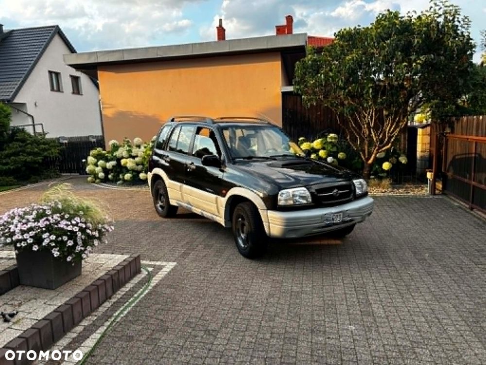 Suzuki Grand Vitara - 1