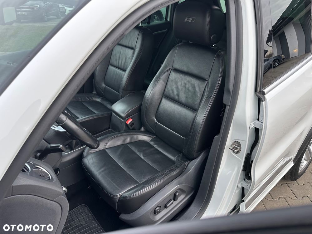 Volkswagen Tiguan 2.0 TDI Perfectline R-Style - 23