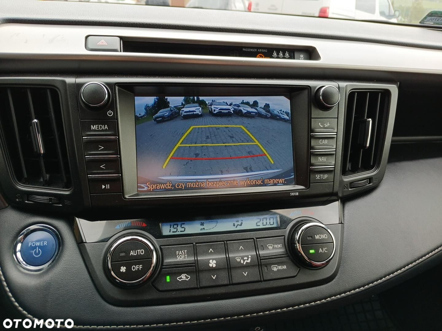 Toyota RAV4 - 14