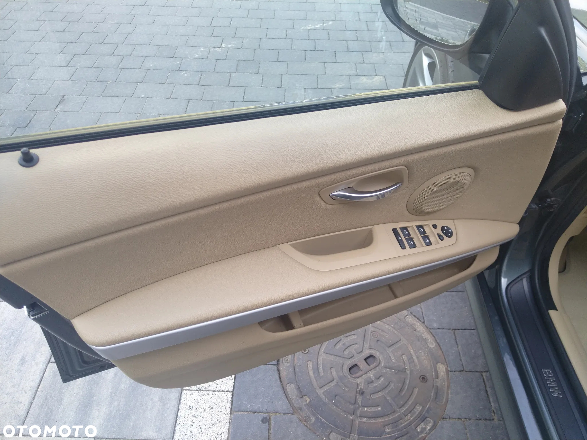 BMW Seria 3 318d DPF Touring - 26