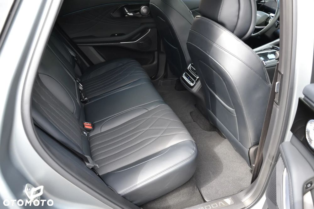 Omoda 9 1.5 Super Hybrid Exclusive AWD - 26