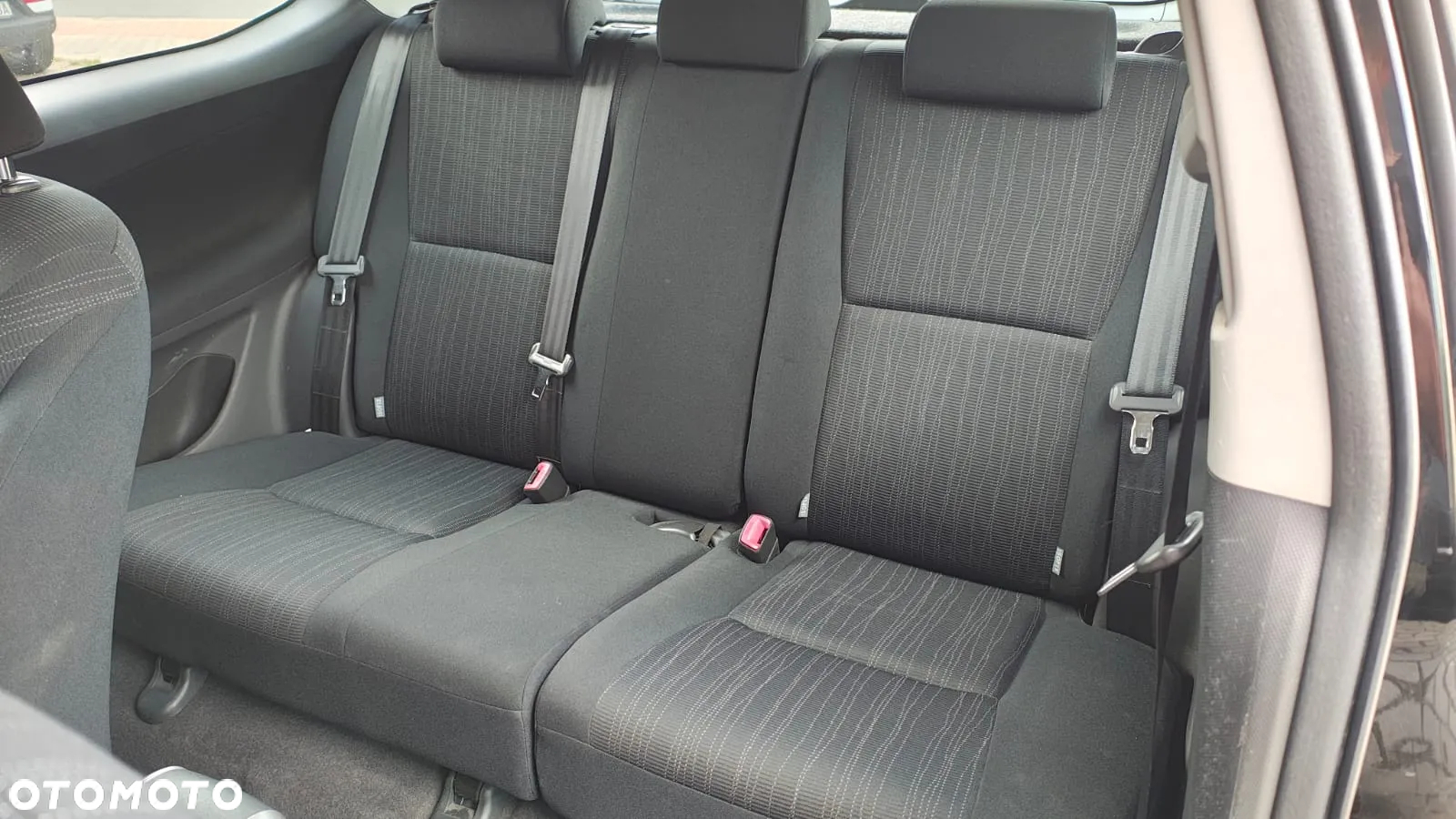 Toyota Auris - 11