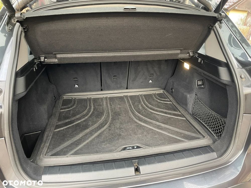 BMW X1 - 10
