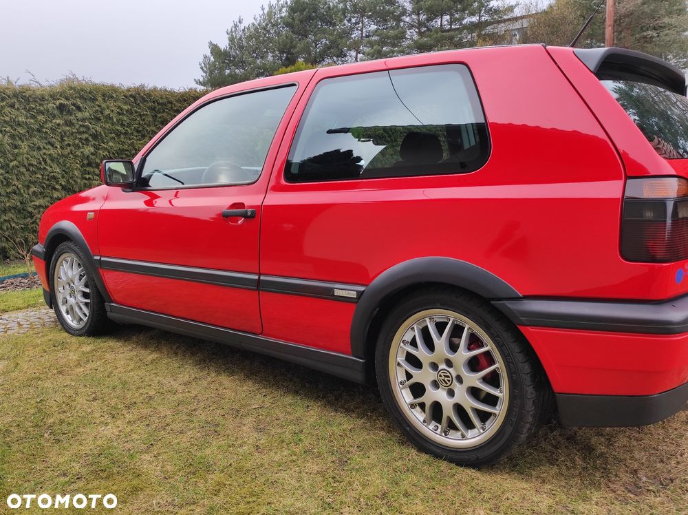 Volkswagen Golf 2.0 GTI - 8