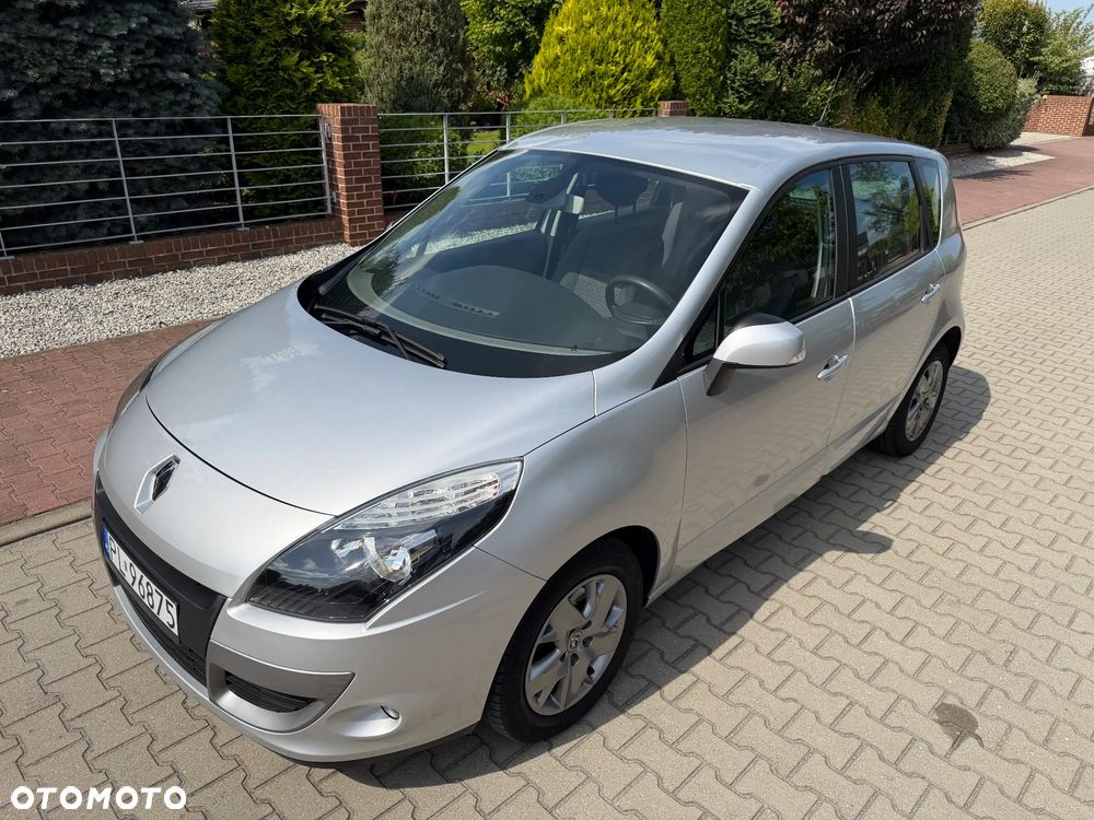 Renault Scenic - 18