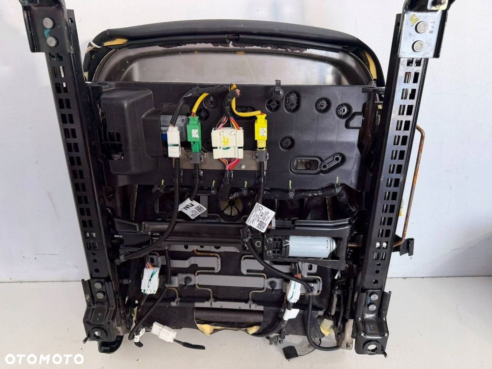 fotel kierowcy siedzisko wentylowane kia sportage v 24- eu - 8