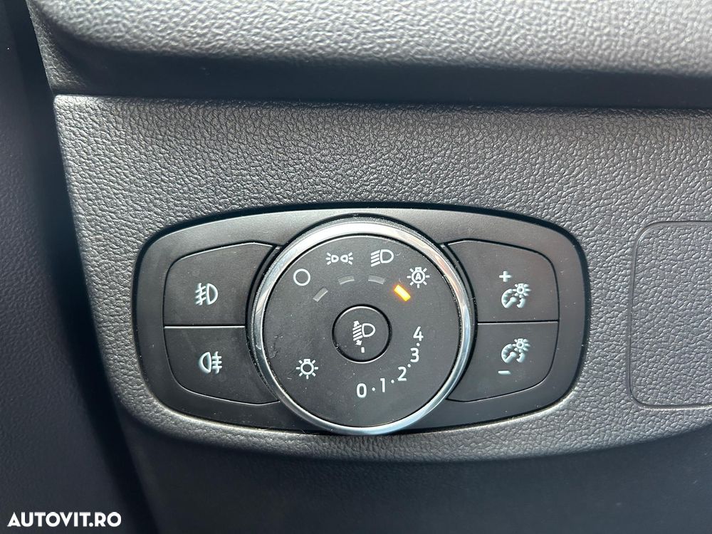 Ford Focus 1.0 EcoBoost Connected - 18