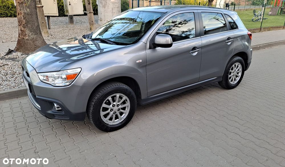 Mitsubishi ASX - 3