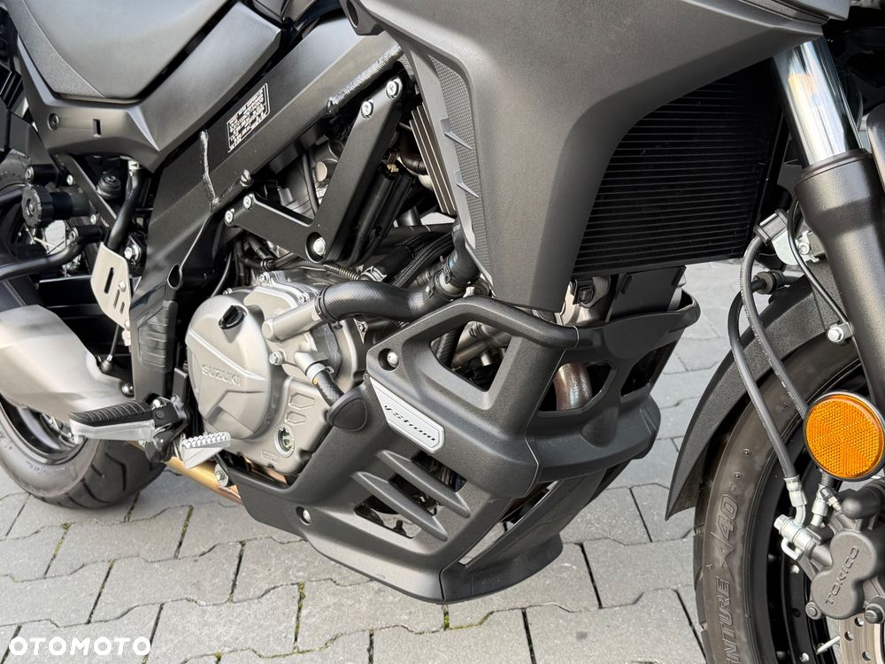 Suzuki V-STROM - 19