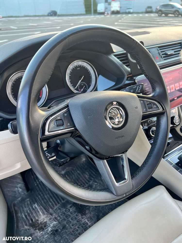 Skoda Superb 2.0 TDI DSG L&K - 9